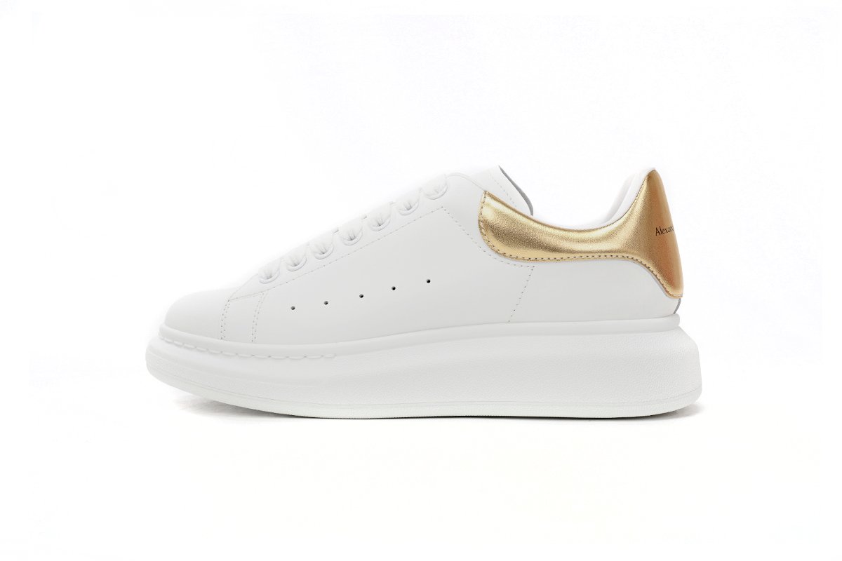 alexander_mcqueen_sneaker_golden_tail_1880D9739D51D Alexander McQueen Sneaker Golden Tail - Image 1