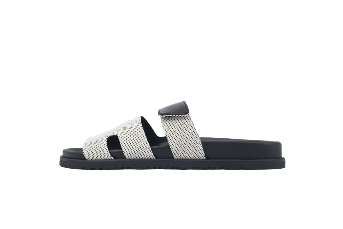 0271c52e9db6c7399072566499e4c941 Hermes Flat Slippers Dark Gray - Image 1
