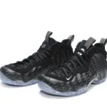 Nike Air Foamposite One QS CV0369-001