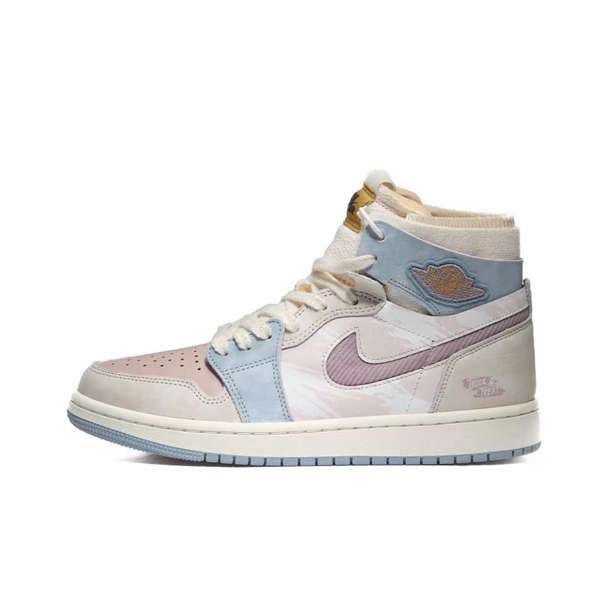 1a7ae2d628b6f7f5609b990d5c0c842e Air Jordan 1 High Zoom Air CMFT Pink Oxford (Women's) DQ5092-651 - Image 1