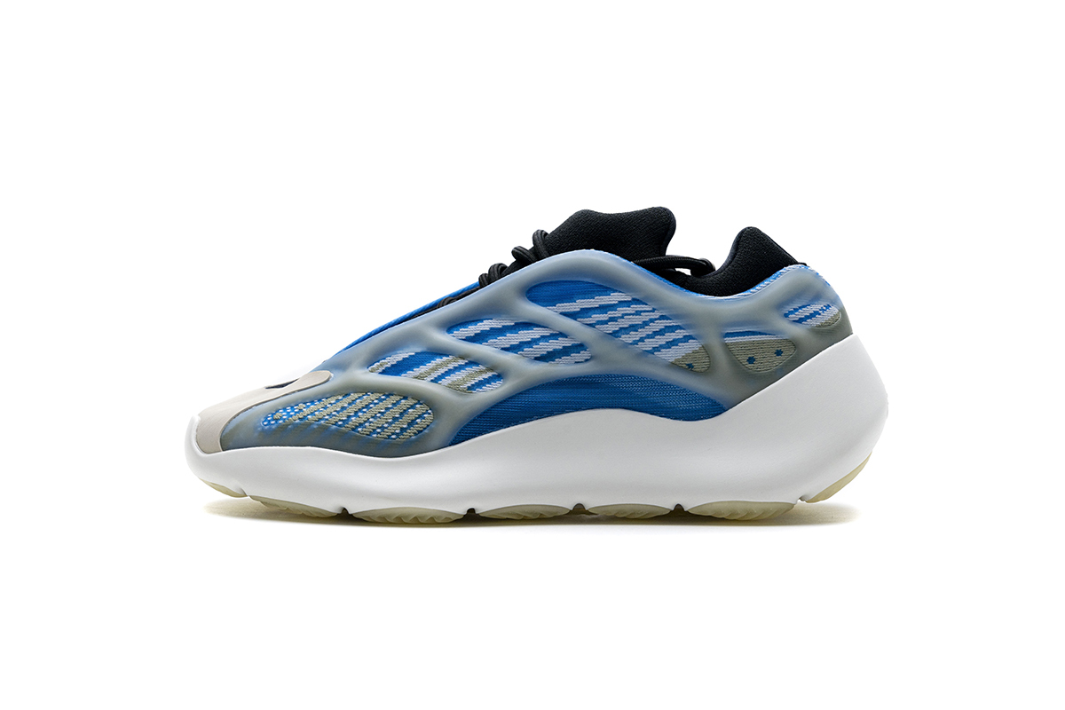 1c05086c3e16d3298a3c042301fc2471 adidas Yeezy 700 V3 Arzareth G54850 - Image 1
