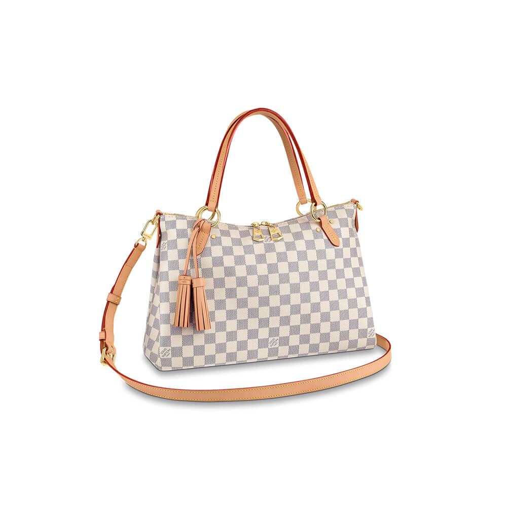 23a5ab51808e2bcafa2589bb0d590f07 Louis Vuitton LYMINGTON - Image 1