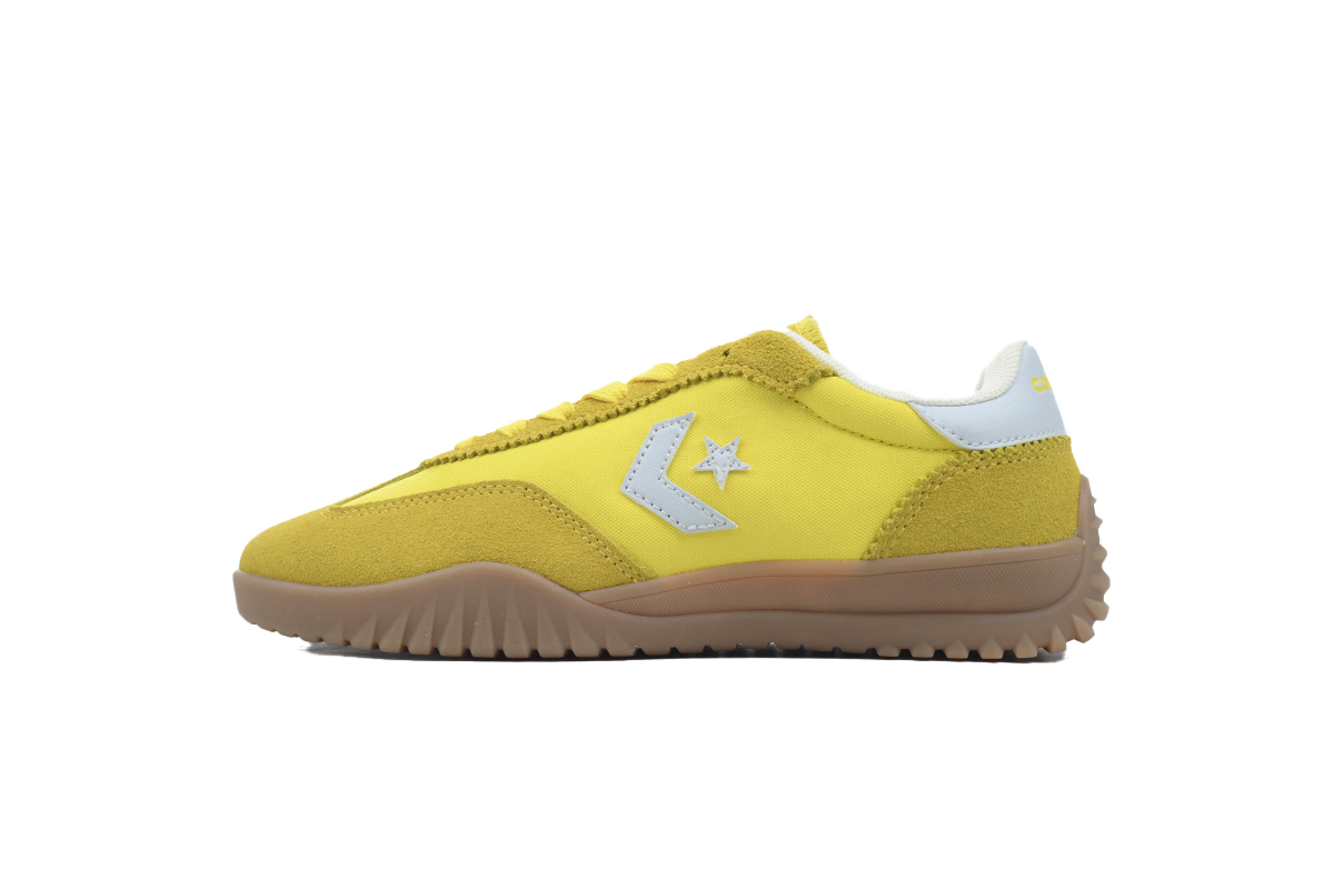 343464c7e8d432e896a8395fa4f44fb6 CONVERSE Run Star Trainer Yellow A10373C - Image 1