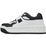 Valentino Garavani ONE STUD Low-Top Sneaker Black and white