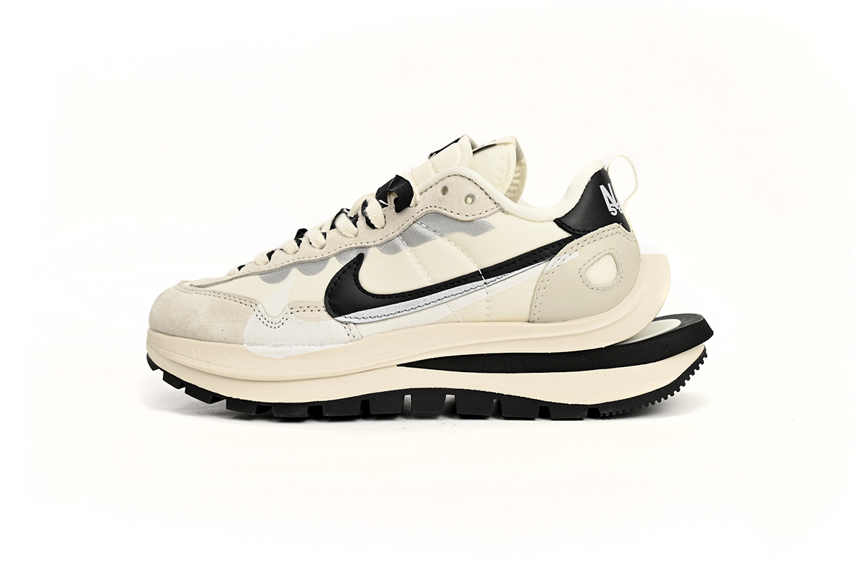 4fef920f7da895555ab9fe400882f731 Sacai x Nike VaporWaffle Sesame and Beige Black DD1875-101 - Image 1