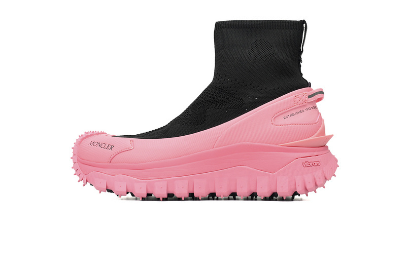 51ec6efdef1a6dd1e8701144f6a3b712 Moncler Trailgrip Leather Black J109A4M 00040 M380 - Image 1