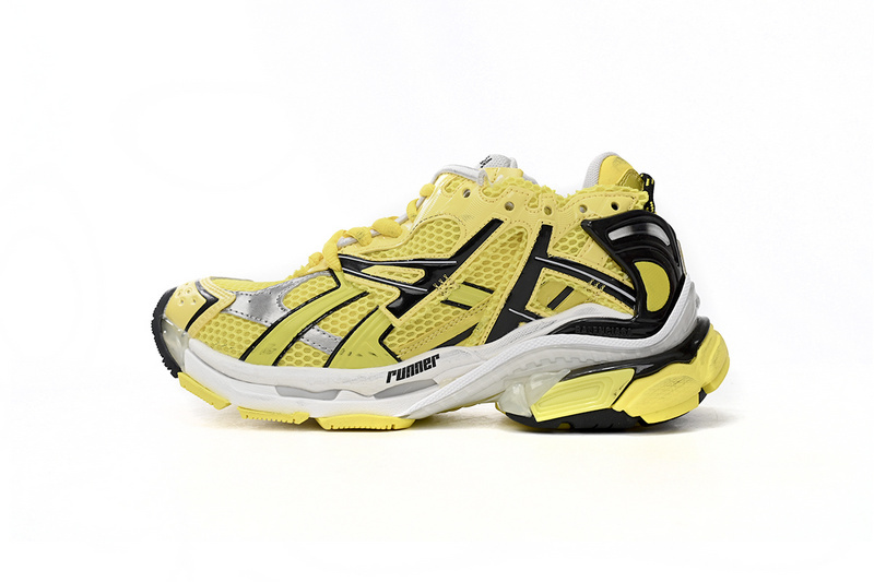 5915904294a7f12e794b1f6ec594e932 Balenciaga Black Yellow 677402 W2RD3 0510 - Image 1