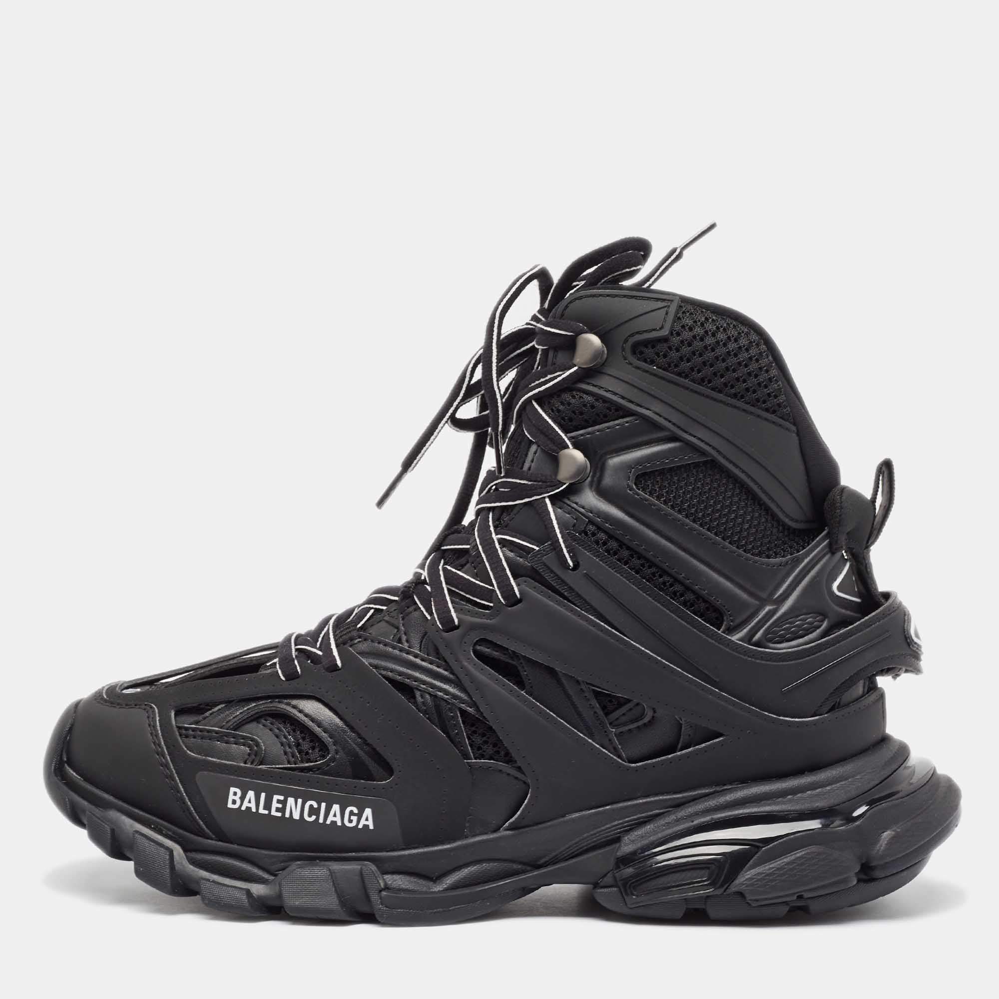 69841c0fc7535a4d1e72c1fd25fe9930 Balenciaga Track Hike Black - Image 1