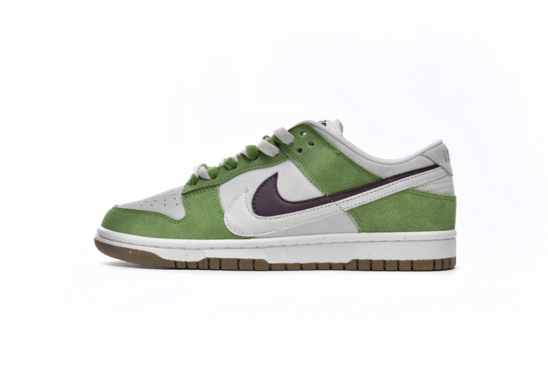 7761d1242c783f2d0f90520e7fc3cacb Nike Dunk Low SE“85” Vlad DO9457-103 - Image 1