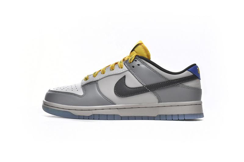 77bbd6f2ed28a18c826bd718f64b407b Nike Dunk Low North Carolina A&T DR6187-001 - Image 1