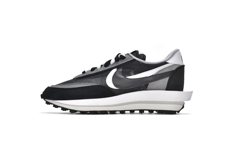 7a59b52a674409f745d6d7093d935f65 Sacai x Nike LDV Waffle Black BV0073-001 - Image 1