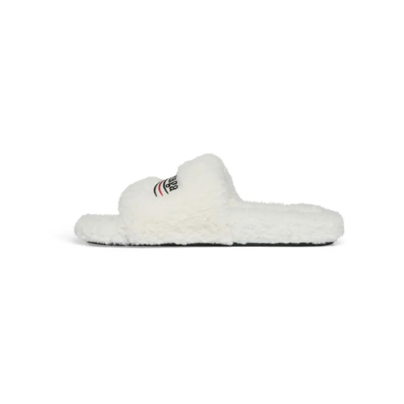 86980be59a7ffaea3135659c31117df7 Balenciaga Furry Slides White - Image 1