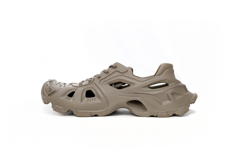 879f2d985b58affc1bbd4c7eb43a1674 BALENCIAGA Brown 735249 W3CES 2000 - Image 1