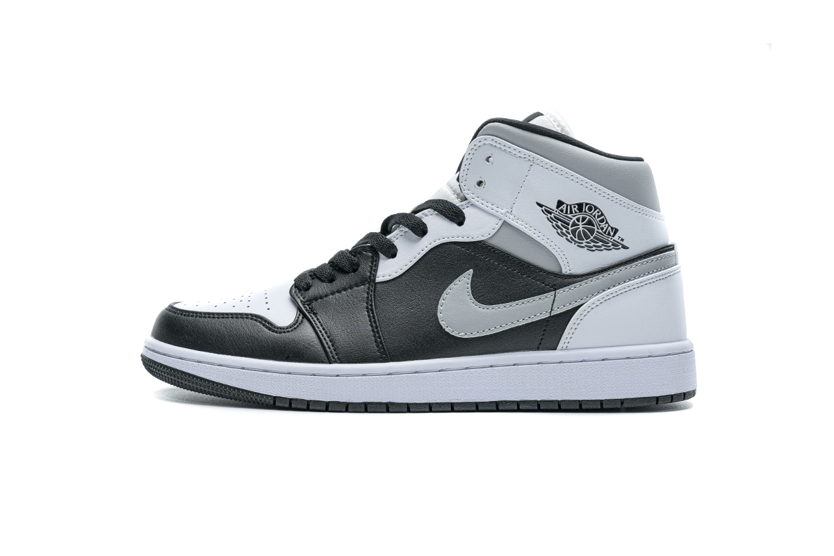 8923a1f91e46f11eaf5399f54bea5d70 Air Jordan 1 Mid White Shadow 554724-073 - Image 1
