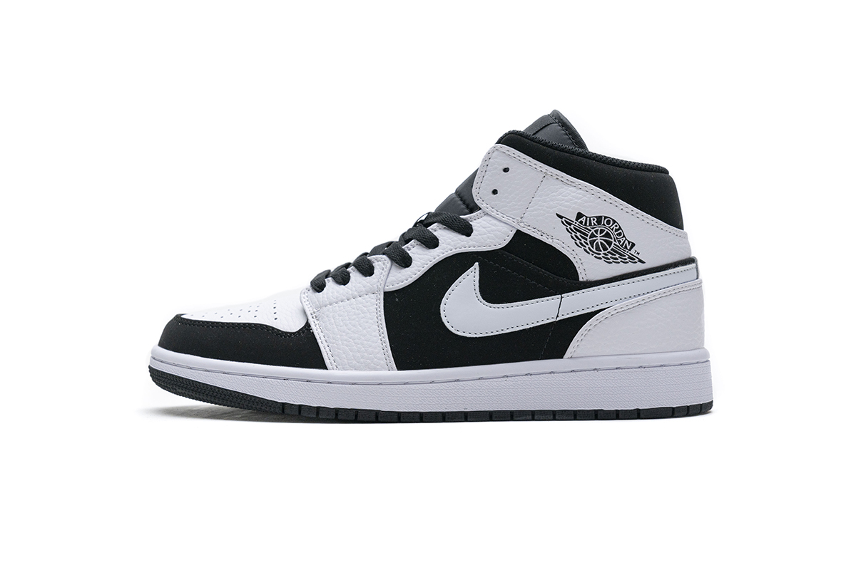 9626f2e7dafbc0a78c9702e3c21771f6 Air Jordan 1 Mid White Black 554724-113 - Image 1
