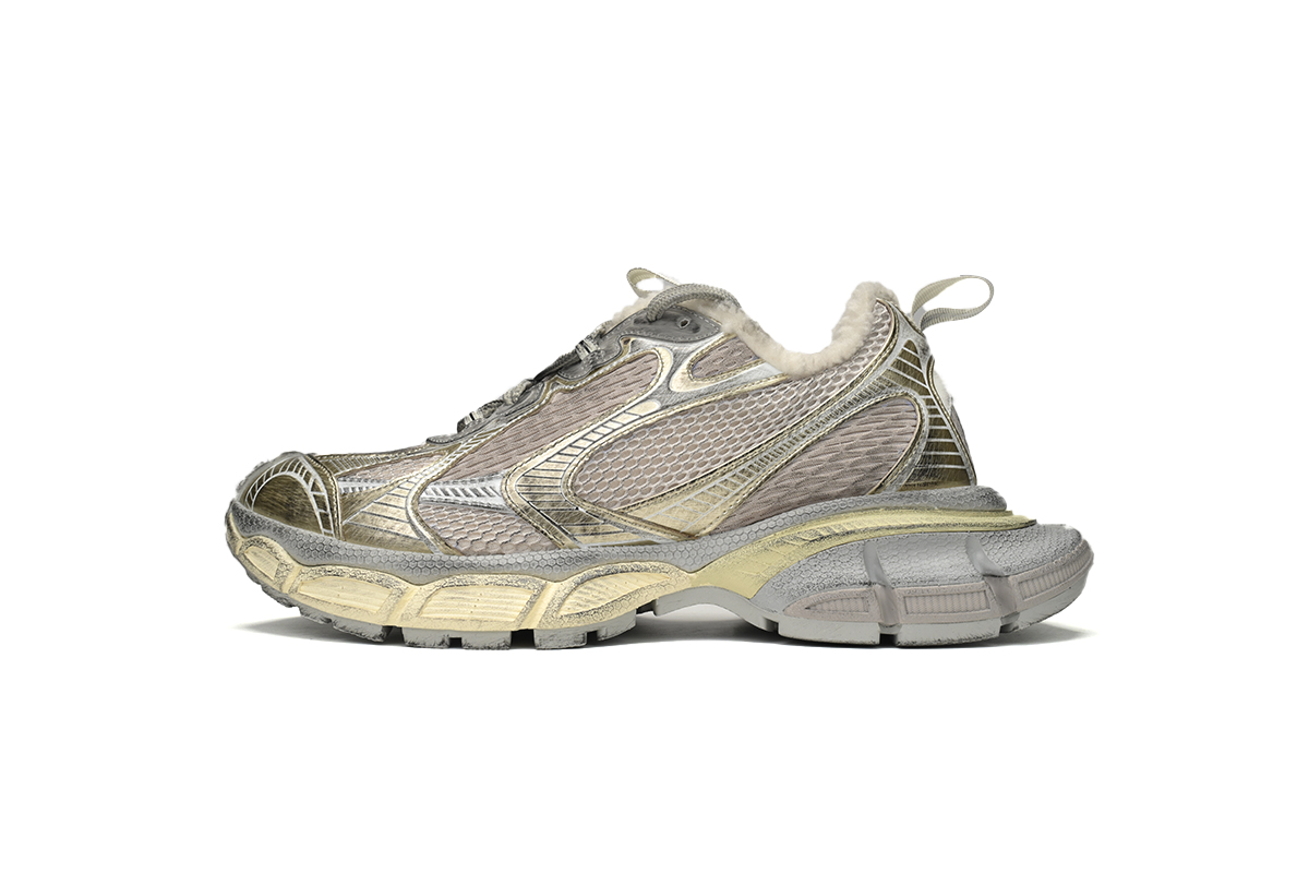 9bfeb42622bb269b1d62bf2d28e2ba4a Balenciaga Champagne ice velvet 734734 W3XL2 9191 - Image 1