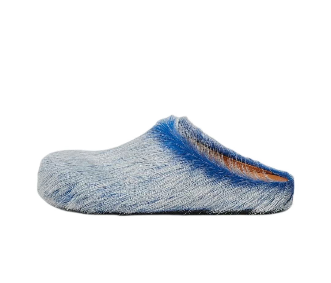 a16e55af235636169428fe55bf96f019 Marni Long hair Calfskin Fussbett Clogs Blue SBMR000600P8006 - Image 1
