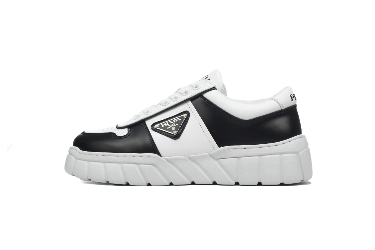 abdcf64094bce6a87a4f1e72055767a2 Prada Sneakers Black and White - Image 1