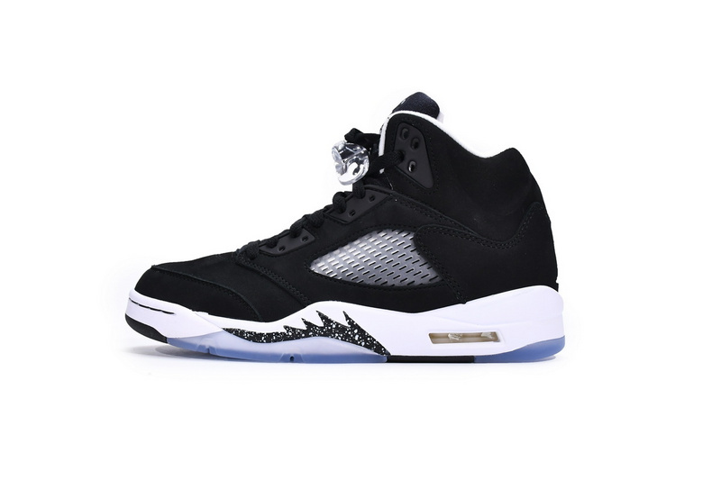 acc54af79cd5b13ae2abb790ab660ec8 Air Jordan 5 Retro Moonlight (2021) CT4838-011 - Image 1