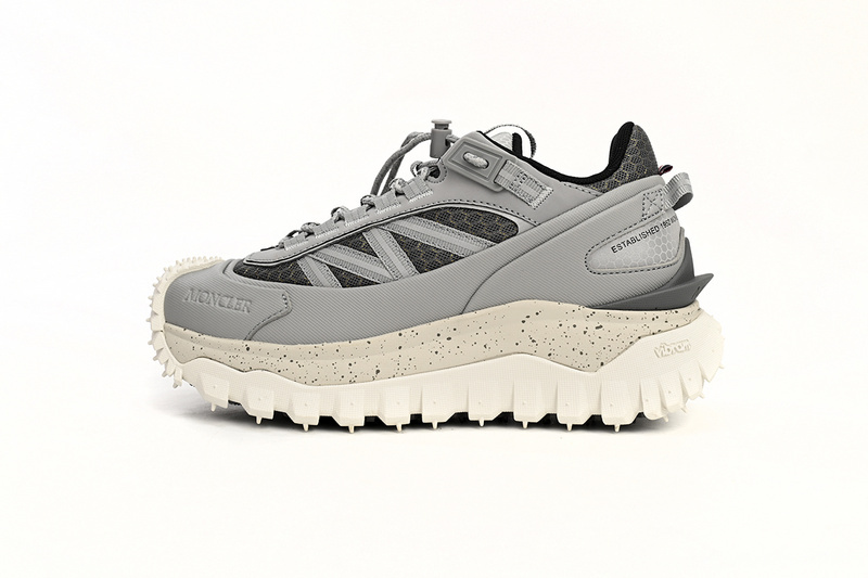 b82d00780bc03dd56afd299e0942230a Moncler Trailgrip Grey 109A4 M00260M296 2900 - Image 1