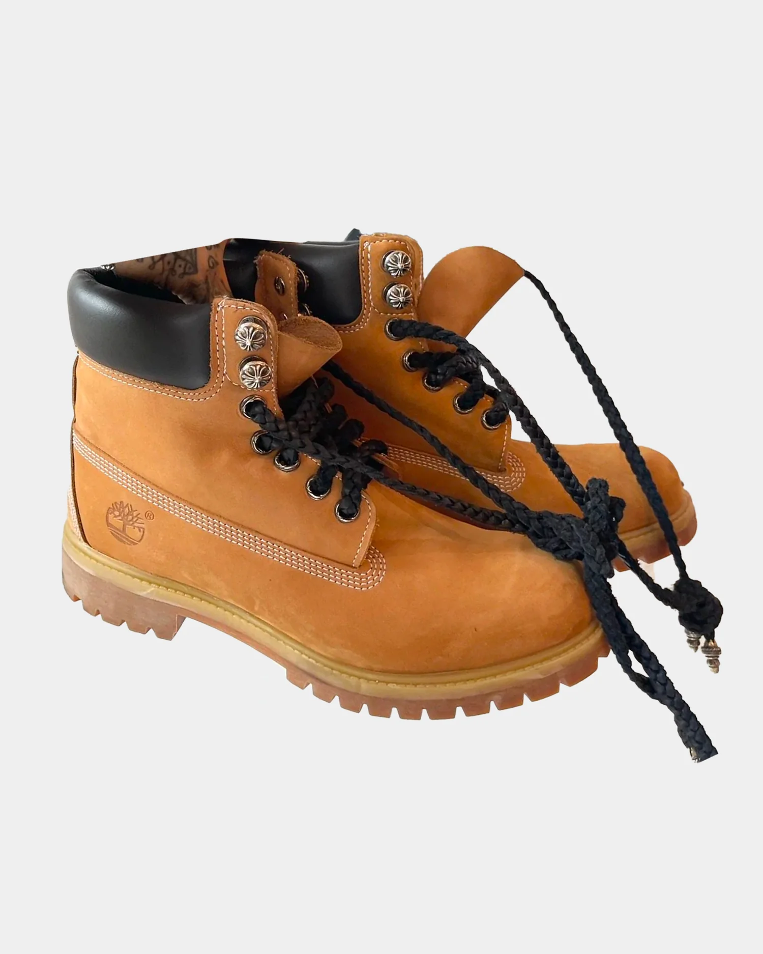 ba279549d92d21db3c29255045473ef4 Chrome Hearts × Timberland - Image 1