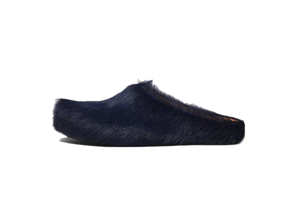 cc51636d762c5e888ae23a55604d5361 Marni Long hair Calfskin Fussbett Sabot Navy SBMR000600P412200B84 - Image 1