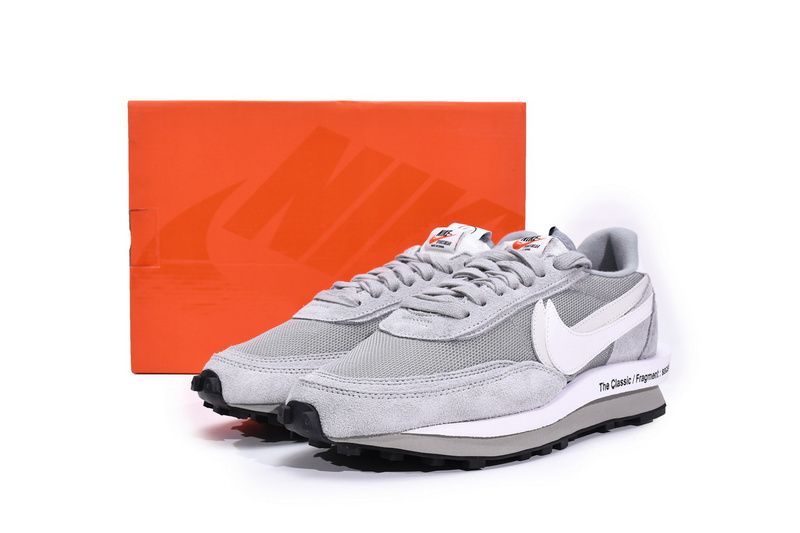 ce56ee5d2a2815984ee72aee70344704 Fragment Design x sacai x Nike LDWaffle Light Smoke Grey DH2684-001 - Image 1