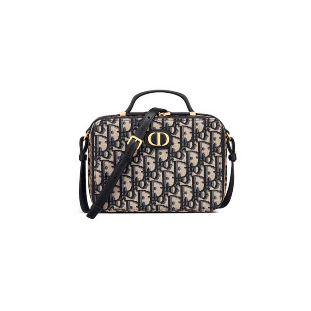 d44ab29a7dd22d436d80bd8f9ef3ac93 30 MONTAIGNE BOX BAG - Image 1