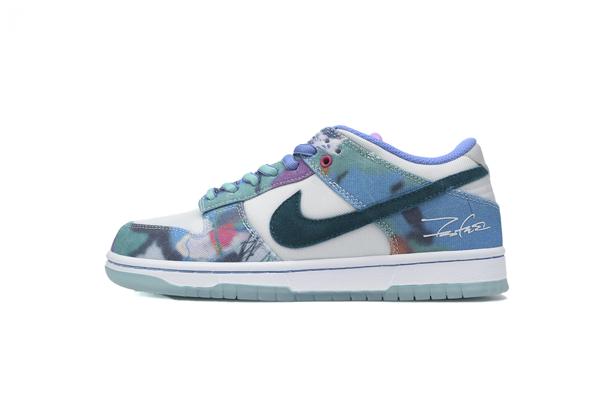de5acab7a8ad3086b64f11530aff5344 Nike SB Dunk Low Futura Laboratories Bleached Aqua HF6061-400 - Image 1