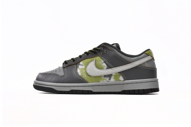 f59181a92f47b06ece67a89ed64df987 HUF x Nike Dunk Low SB Friends and Family FD8775-002 - Image 1